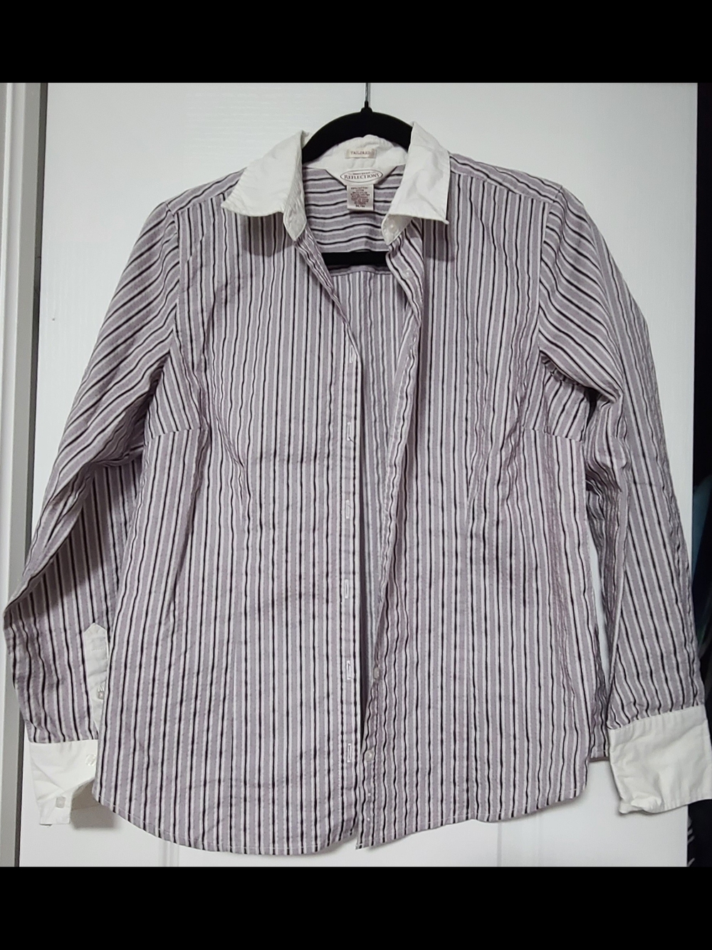 Northern Reflections White and Gray Striped Dress Shirt with Contrast Collar